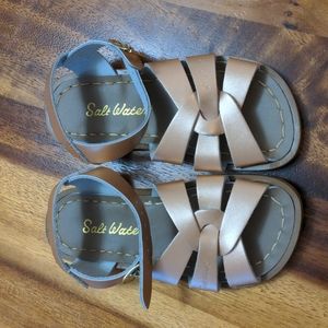 Salt Water Sandals - toddler girls size 10, rose gold